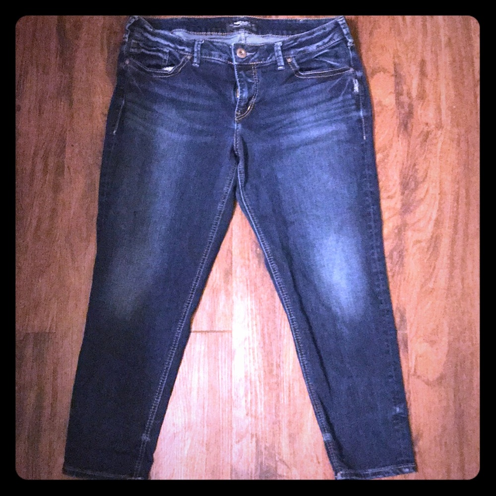NWOT Silver Suki Skinny Crop